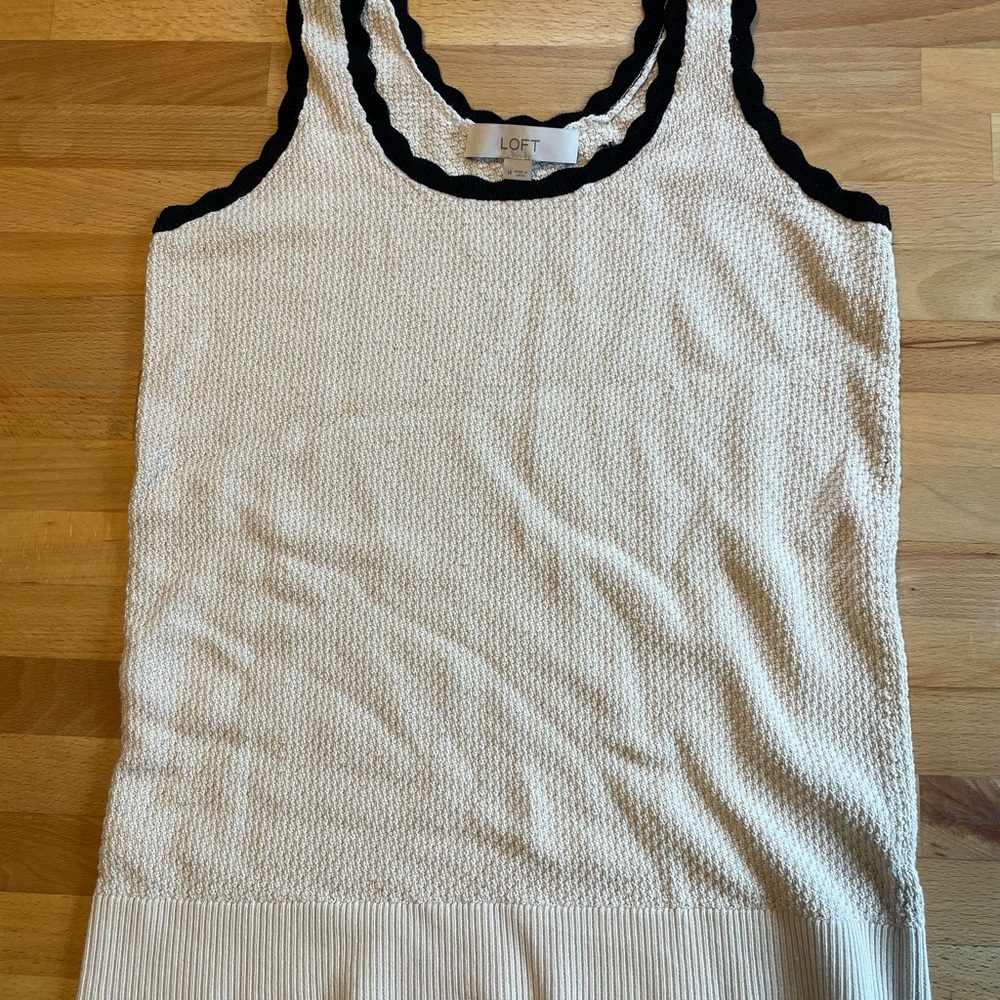 LOFT Cream and White Ruffled Sleeveless Tank Top